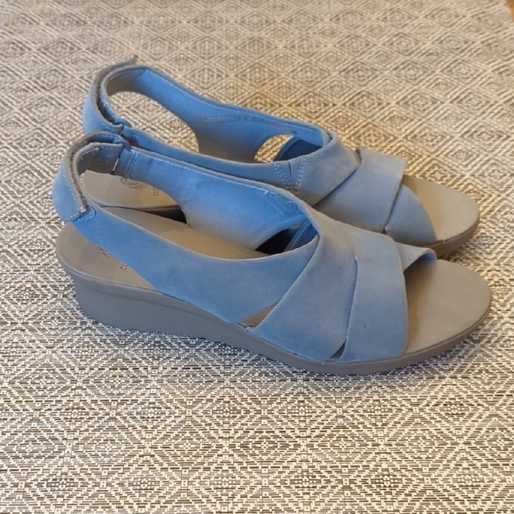 Cloudsteppers by Clarks Light Blue Suede Wedge Sandals - Picture 6 of 12